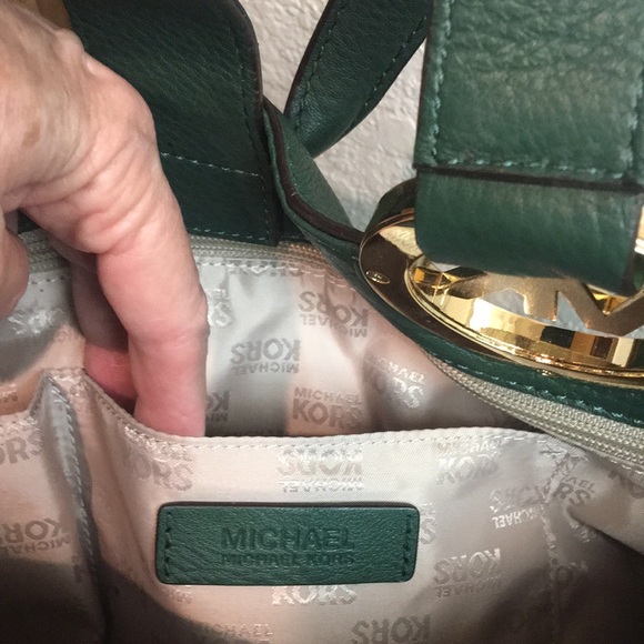 NWT Michael Kors “Malachite” Bag - NEW!✨ - Picture 13 of 16